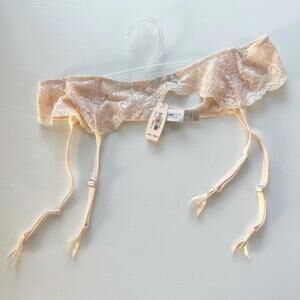 NWT Victoria's Secret OCEAN ANGELS Lace Garter Belt M/L Light Pink Nude